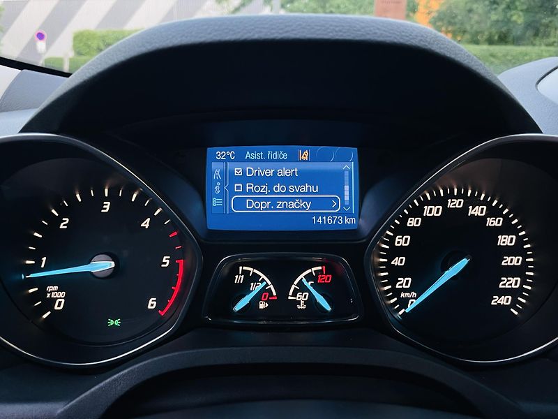 Ford Kuga 2.0TDCi MANUÁL SERVISKA TAŽNÉ  - fotka 48 z 51