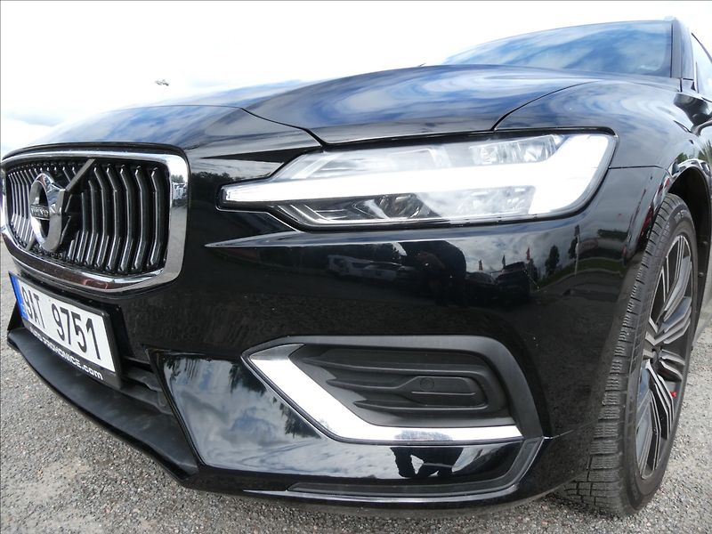 Volvo V60 2,0 D3 AWD Inscription,DPH,ČR - fotka 4 z 41