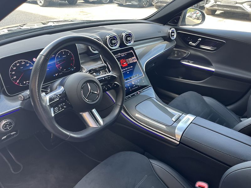 Mercedes-Benz Třídy C 220d 4MATIC AMG Style Edition - fotka 10 z 18