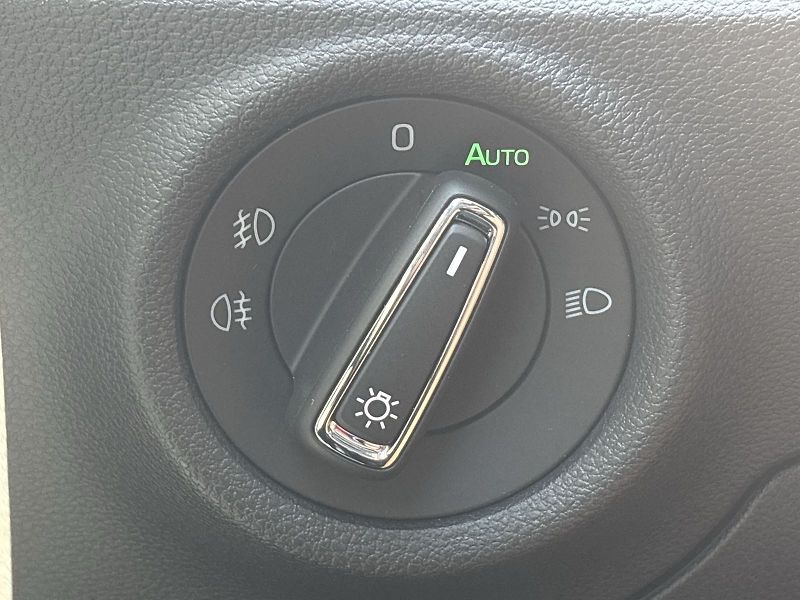 Škoda Scala (2023) 1.5 TSI DSG Style - fotka 15 z 32