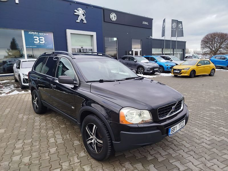 Volvo XC90 - fotka 12 z 28