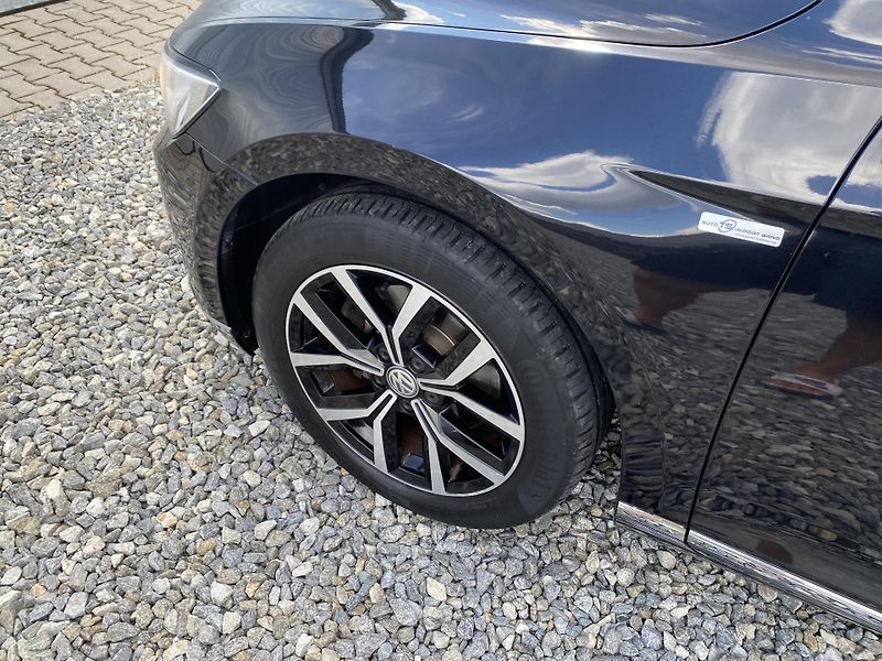 Volkswagen Passat 2.0TDi 150PS DSG 113000TKM!!!! - fotka 18 z 152