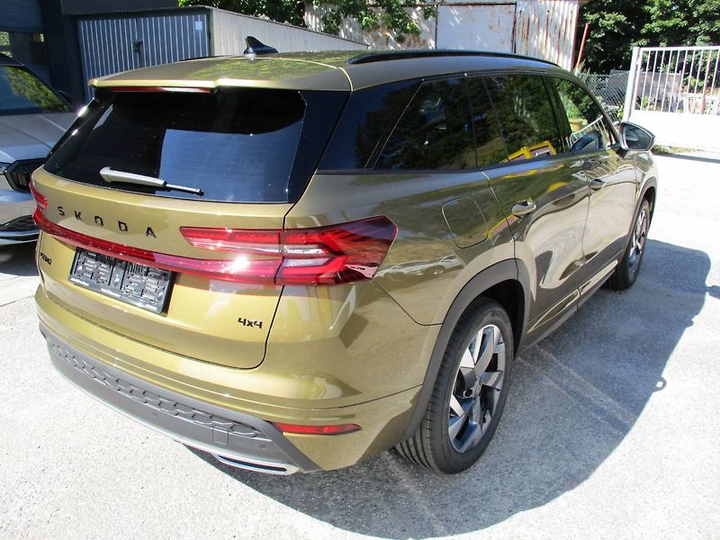 Škoda Kodiaq Sportline 2,0TDI 142kW 4x4 DSG - fotka 5 z 14