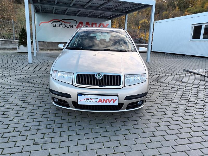 Škoda Fabia 1,4 16V,55KW,ČR,KLIMA,TEMPOMAT - fotka 2 z 35