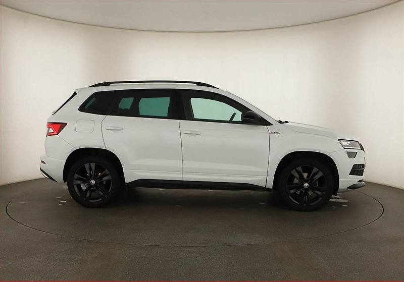 Škoda Karoq (2021) Sportline 2.0 TDI - fotka 6 z 17