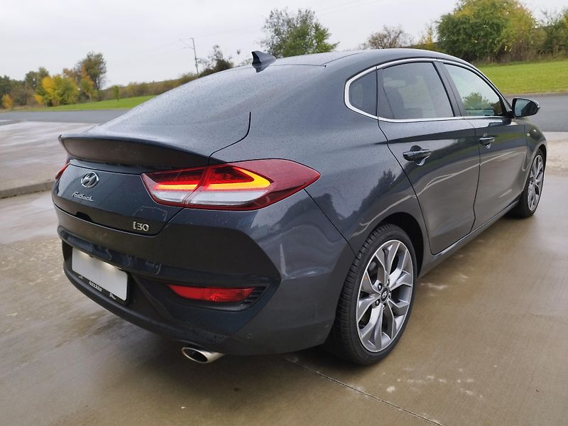 Hyundai i30 1.5T-GDi-volat-608 081 843 - fotka 4 z 21