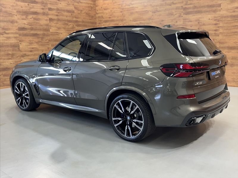 BMW X5 40d M-SPORT VZDUCH ZÁRUKA - fotka 3 z 37