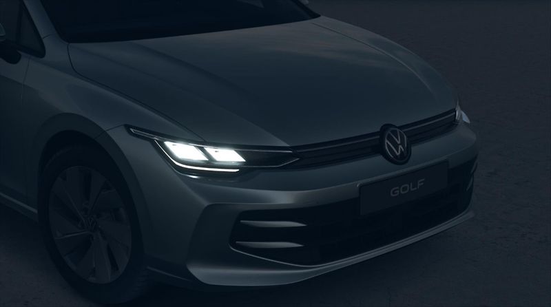 Volkswagen Golf Variant (2026) 1,5 eTSI 7DSG mHEV  People - fotka 4 z 9