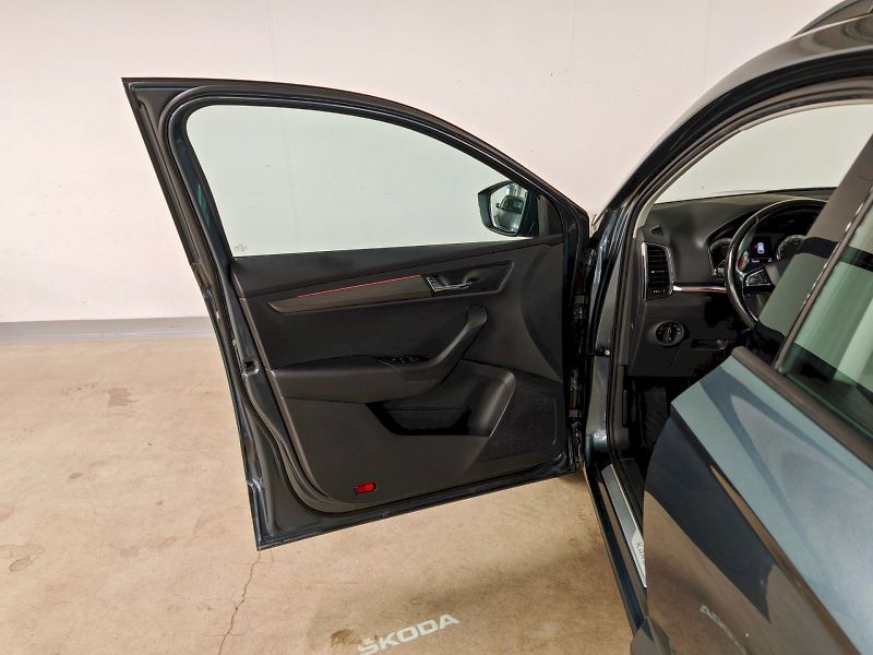 Škoda Karoq (2018) 1.6 TDI 85 kW Ambition - fotka 19 z 28