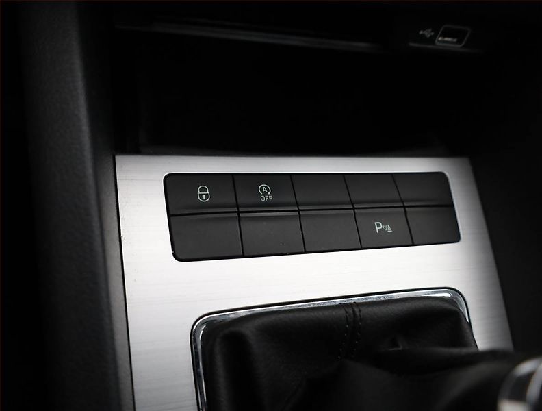 Škoda Octavia (2019) Style Plus 1.5 TSI, Navi - fotka 17 z 21