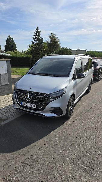 Mercedes-Benz Třídy V (2024) V 300 d 4MATIC EXCLUSIVE - fotka 36 z 49
