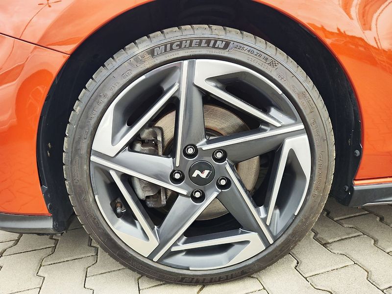 Hyundai i30 1.5 T-GDI/103kW N-Line DCT - fotka 34 z 35