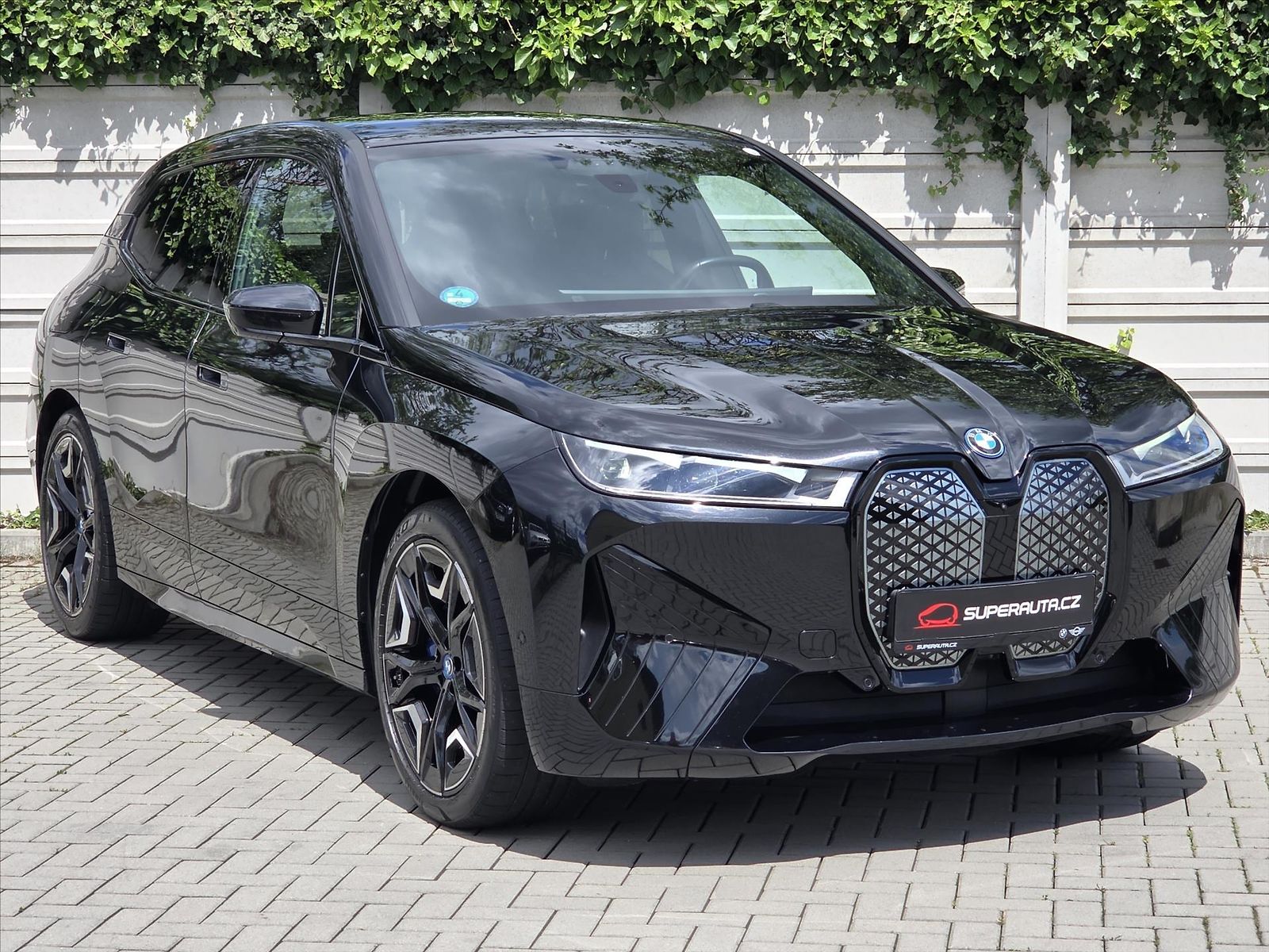 BMW iX 0,0 xDrive40 Sport paket SoH 9