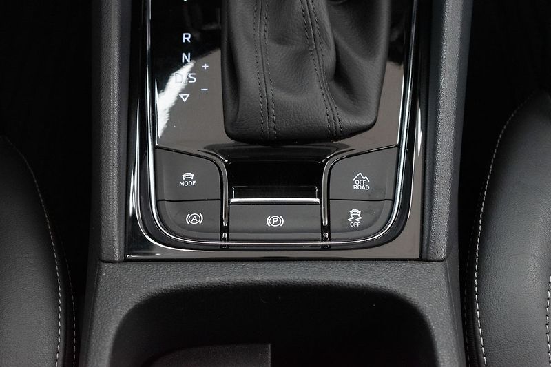 Škoda Kodiaq 2.0 TDI 4x4*STYLE+ REZERVACE - fotka 25 z 47