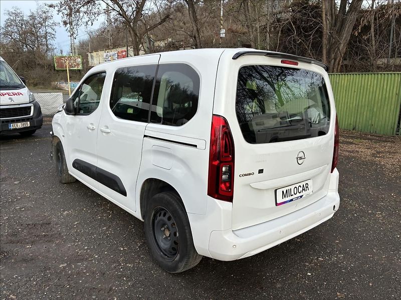Opel Combo 1.2 T 81 kW 5 míst ČR DPH - fotka 6 z 17
