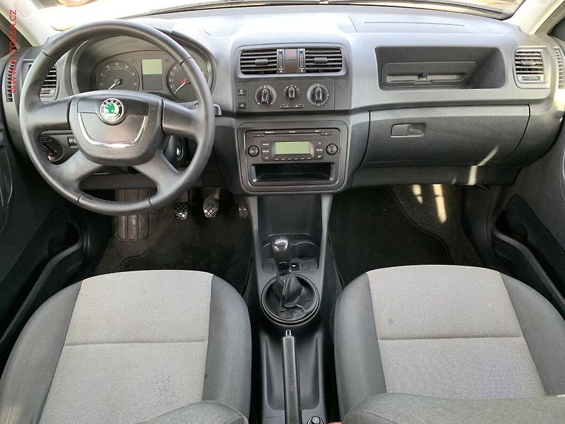 Škoda Fabia (2013) 1.2 TSI, AC - fotka 8 z 18