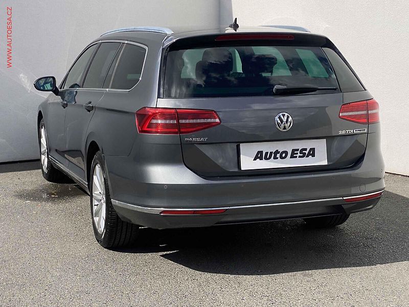 Volkswagen Passat (2017) 2.0TDi, 2.maj,ČR, LED, navi - fotka 6 z 18