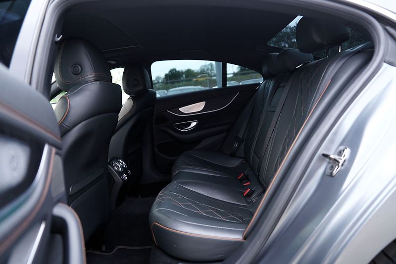 Mercedes-Benz CLS 400d AMG/4Matic/340 PS/Edice 1 - fotka 32 z 50