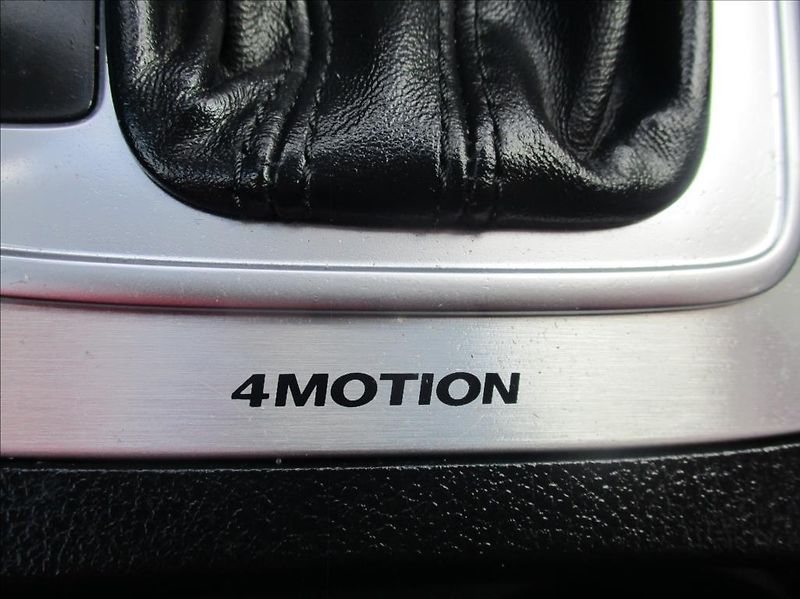 Volkswagen Passat 2,0 TDI,Highline,DSG,4x4,CZ, - fotka 29 z 47