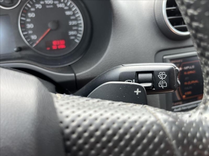 Audi A3 3,2 i V6 184KW 4x4  Sportback - fotka 27 z 45