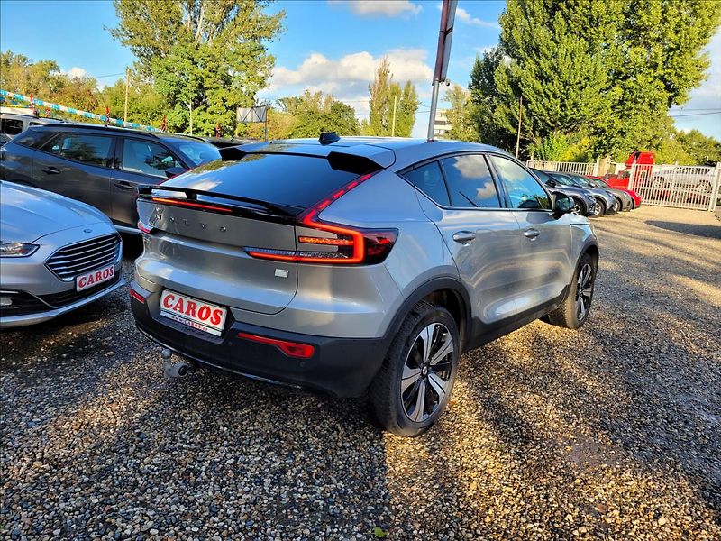 Volvo C40 0,0 Recharge Ultimate SOH 90,3 - fotka 6 z 50