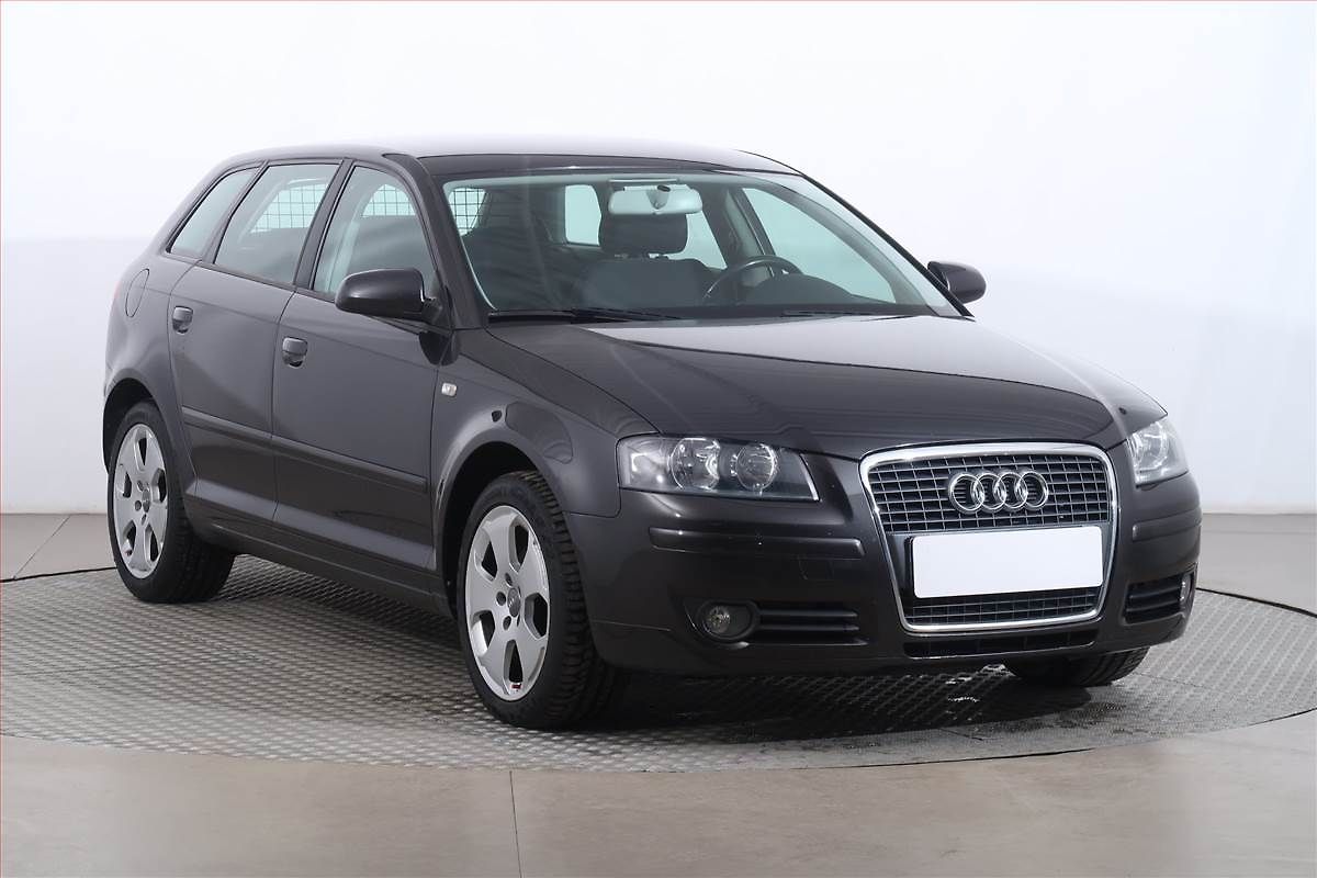 Audi A3 1.6, Serv.kniha, nová STK