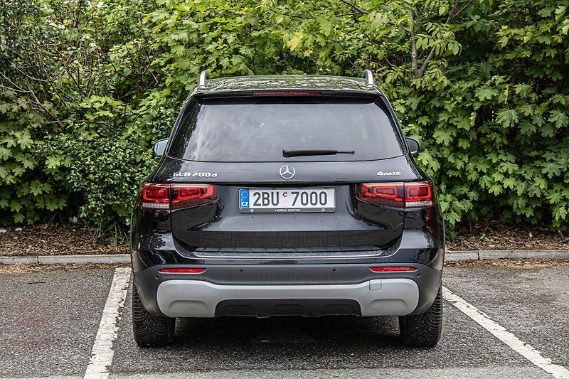 Mercedes-Benz GLB - fotka 6 z 37