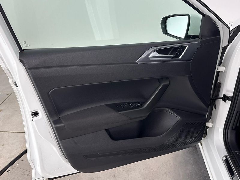 Volkswagen Polo GTI DSG - fotka 13 z 26