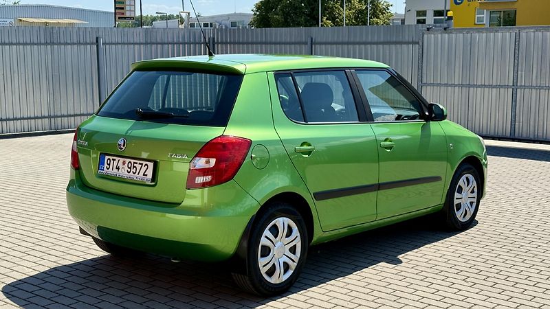 Škoda Fabia 1.4*16V*63kW*FRESH*SPORT*ČR* - fotka 4 z 21