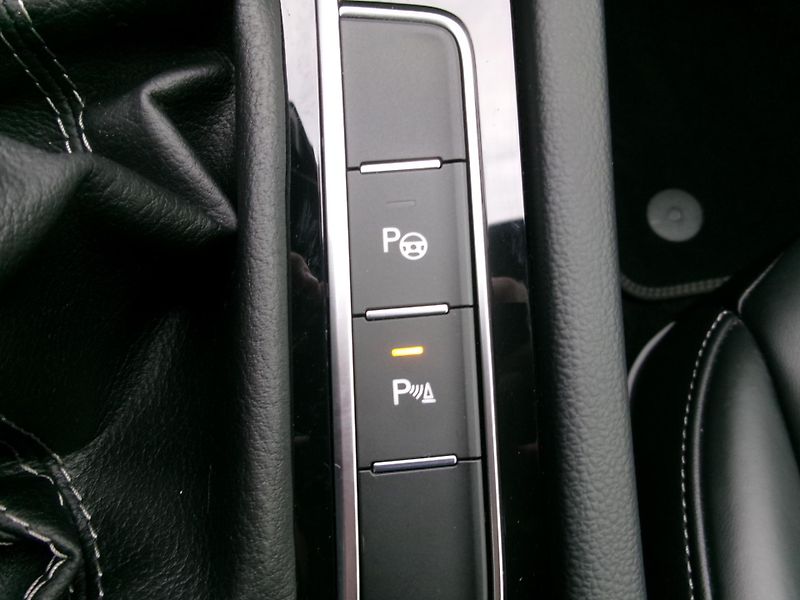 Volkswagen Arteon Shooting Brake (2023) 1,4TSI E-hybrid R-Line WEBASTO - fotka 39 z 62