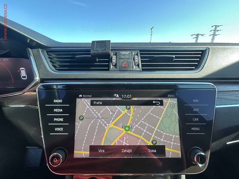 Škoda Superb (2022) 20TDi 4X4, ČR, Scout, DSG - fotka 16 z 20
