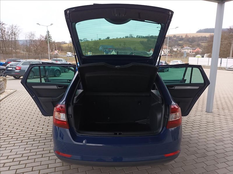 Škoda Rapid 1,0 TSI,81KW,DIGIKLIMA,TEMPOMA - fotka 18 z 36