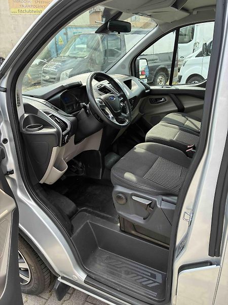 Ford Transit Custom (2015) L1-H1, 6 MÍST, KLIMA + TZ - fotka 7 z 13