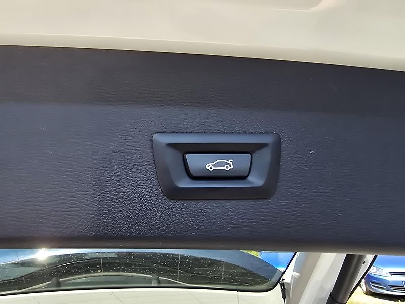 BMW X1 sDrive18d NAVI LED TOP STAV ČR - fotka 19 z 29