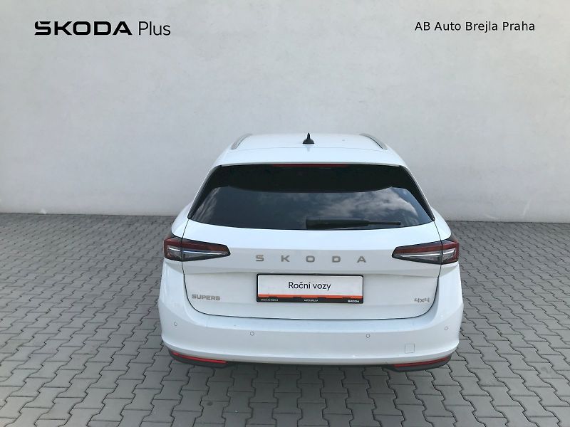 Škoda Superb (2025) COMBI L K TD 142/2.0 A7A - fotka 8 z 29