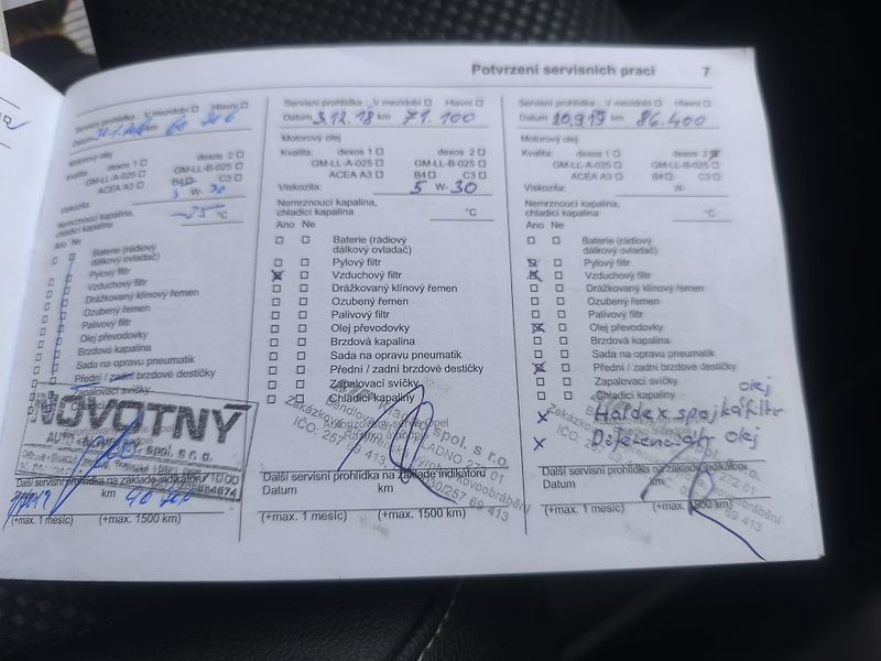 Opel Insignia OPC 2,8BITURBO 360K,4X4,VÝBAVA - fotka 17 z 29