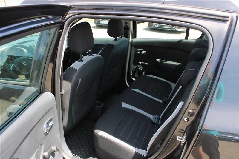 Dacia Sandero 0,9 TCe  STEPWAY, TOP, ČR - fotka 11 z 31