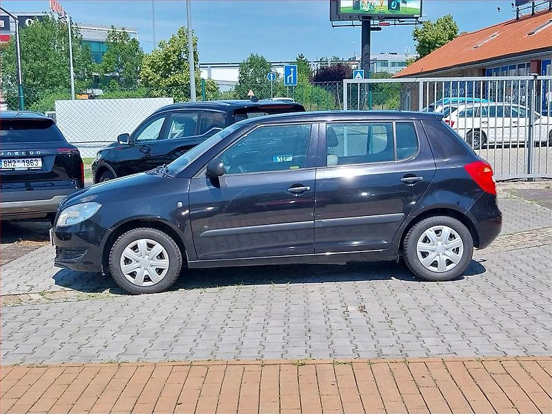 Škoda Fabia (2011) 1.2, Serv.kniha, Tažné - fotka 3 z 12