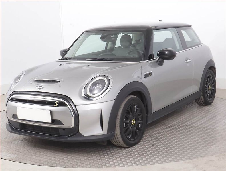 Mini Ostatní (2023) Cooper SE 32 kWh, SoH 97% - fotka 2 z 17