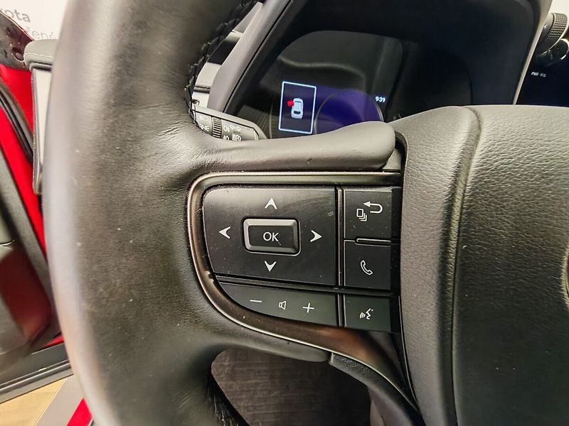 Lexus UX 250h 250h 2WD F Sport Design Plus - fotka 28 z 43