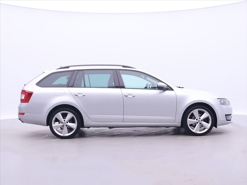 Škoda Octavia 2,0 TDI 110kW DSG Elegance+ - fotka 8 z 30