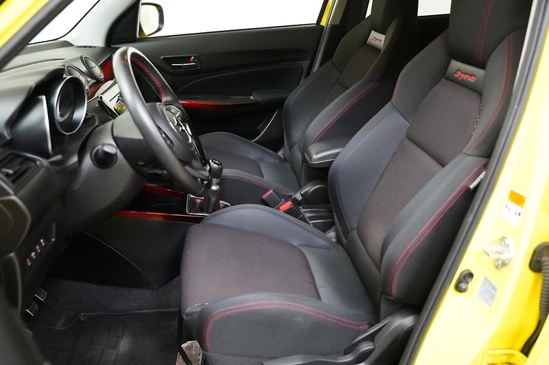 Suzuki Swift - fotka 11 z 23