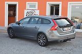 Volvo V60 (2016) 2.4 D6 AWD PHEV 212kW Momentum - náhled 3