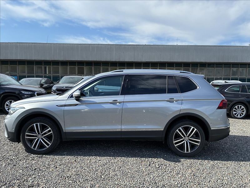 Volkswagen Tiguan Allspace 2,0 TDI IQ LIGHT TAŽNÉ KAMERA - fotka 1 z 28