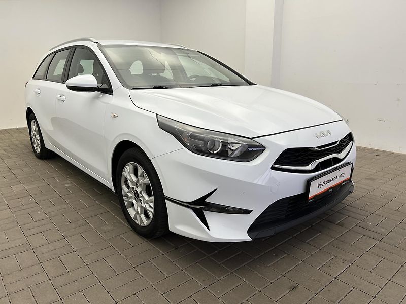 Kia Ceed 1.5 T-GDI Fresh - fotka 22 z 22
