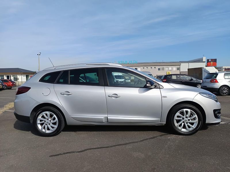 Renault Mégane (2016) - fotka 4 z 37