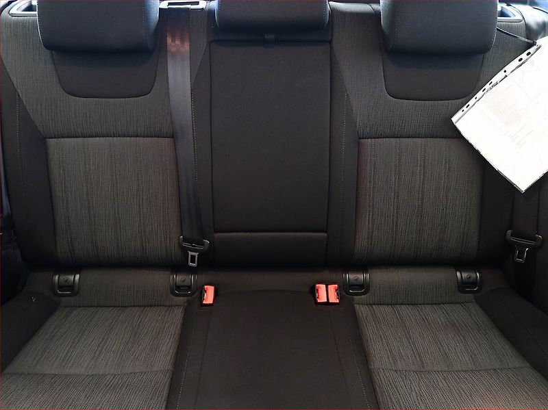 Škoda Octavia (2018) 1.6 TDI, Navi, Tempomat - fotka 10 z 16