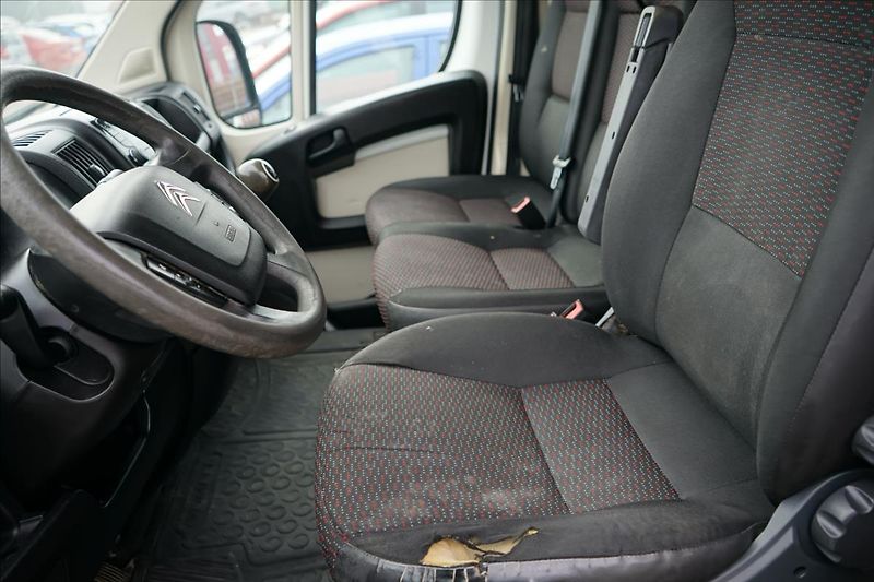 Citroën Jumper 2,0 BlueHDi  L1H1 tažné - fotka 10 z 18