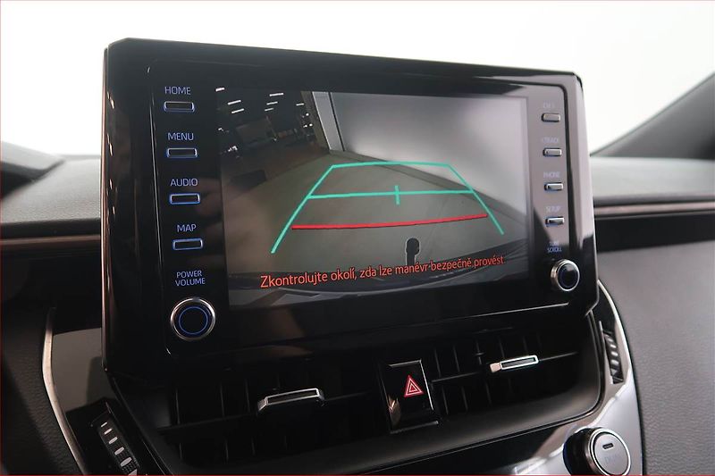 Toyota Corolla (2021) 2.0 Hybrid, Automat - fotka 16 z 19