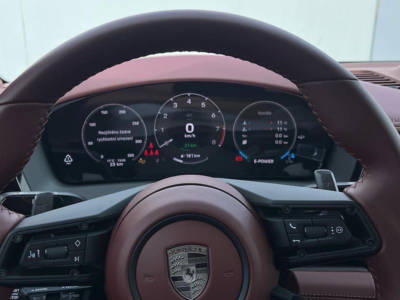 Porsche Panamera Turbo E-Hybrid - fotka 25 z 30